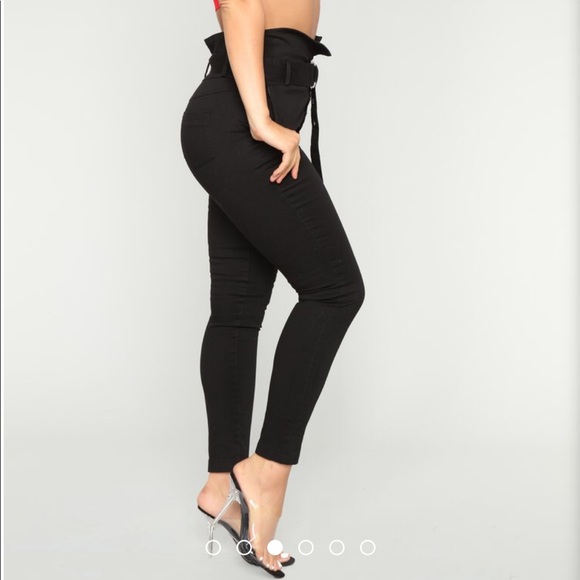 Fashion Nova Pants - ✨SPRING SALE✨ Fashion Nova Belted Skinny Jeans